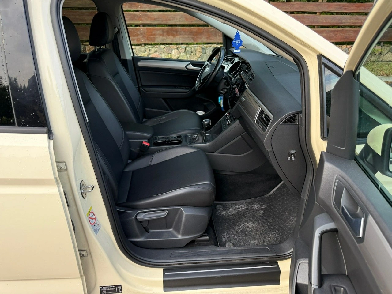 Volkswagen Touran - Zdjęcie 7