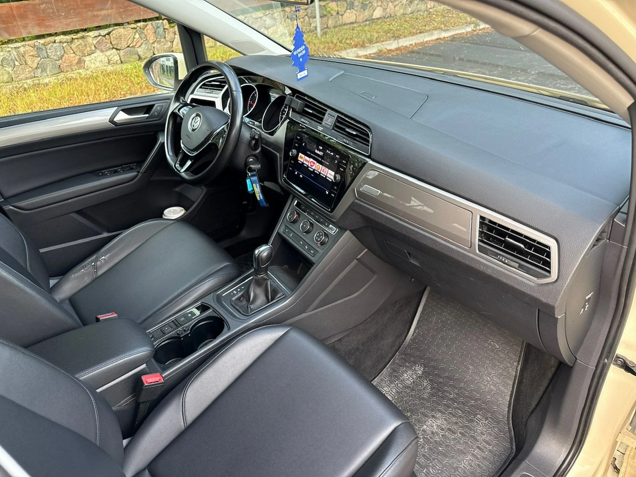 Volkswagen Touran - Zdjęcie 8