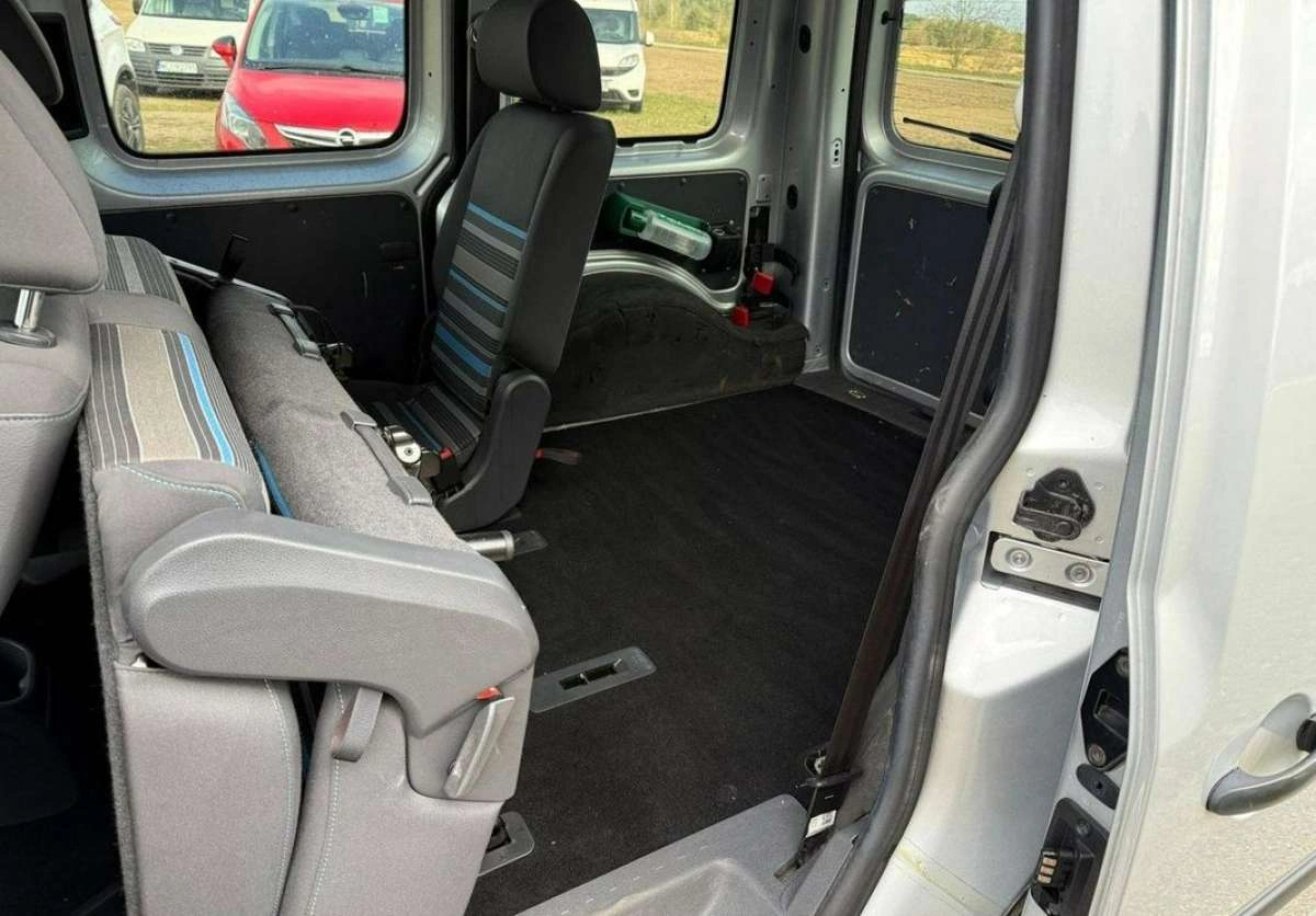 Volkswagen Caddy - Zdjęcie 16