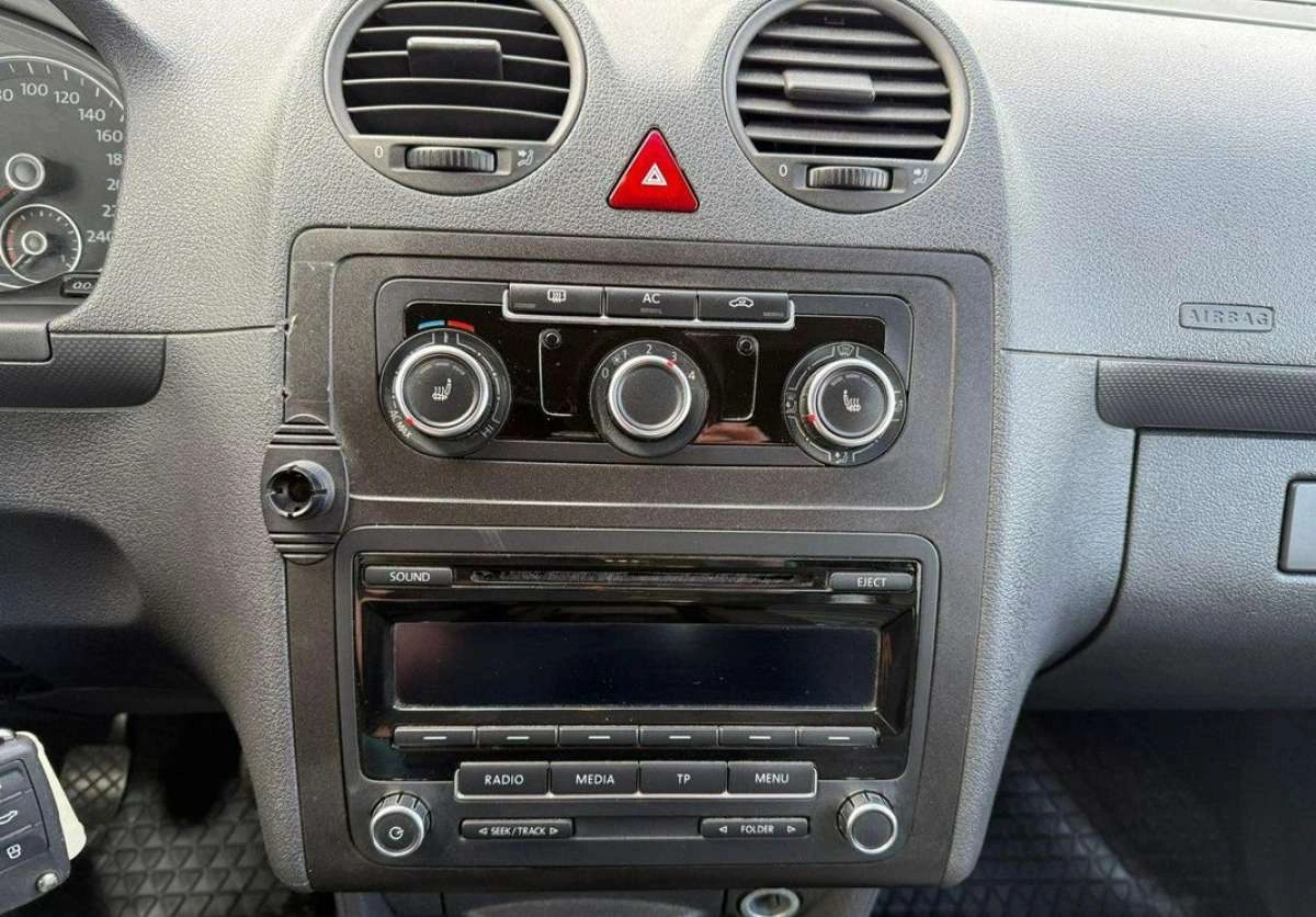 Volkswagen Caddy - Zdjęcie 23