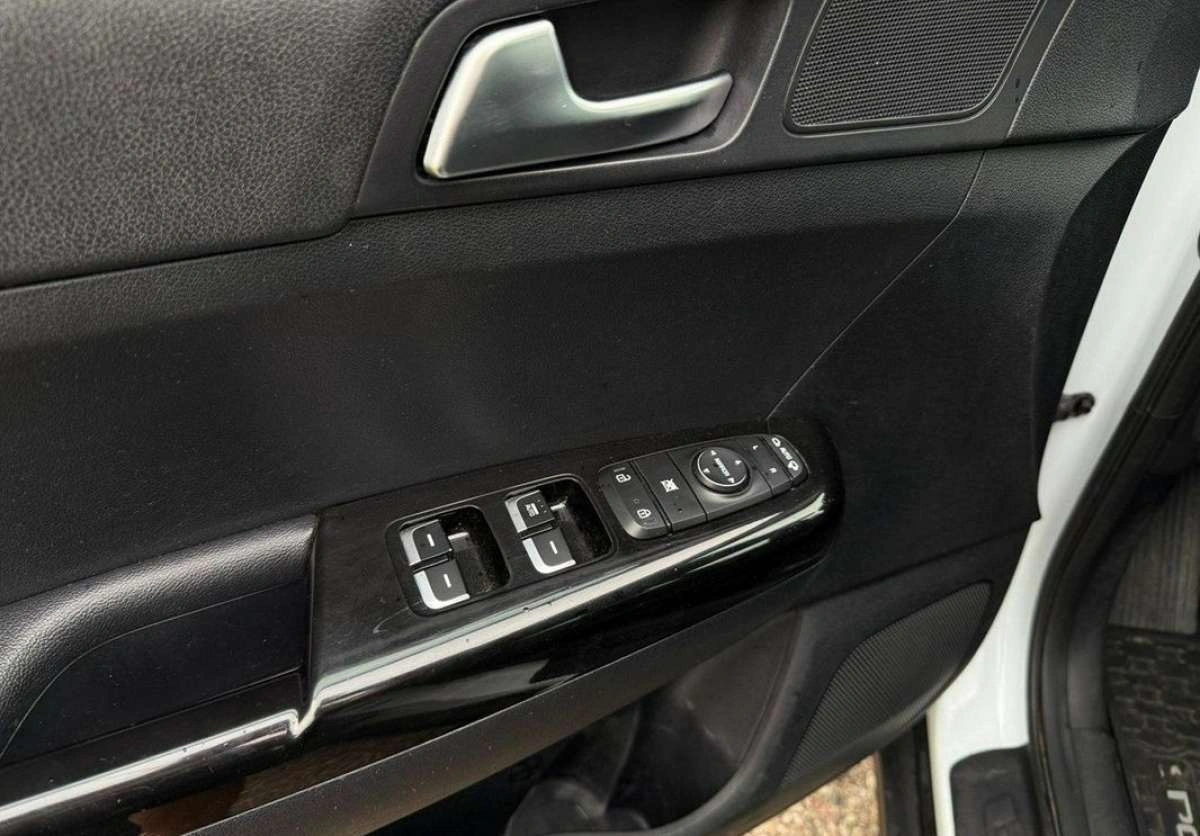 Kia Sportage - Zdjęcie 24