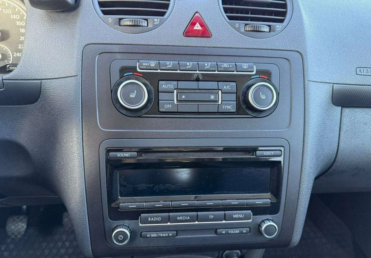 Volkswagen Caddy - Zdjęcie 23