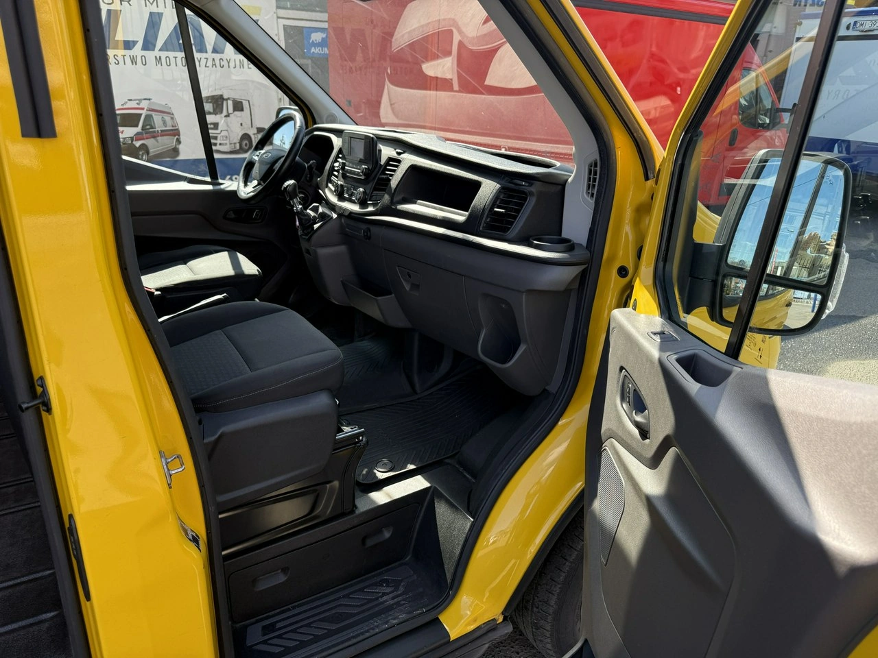 Ford Transit - Zdjęcie 1