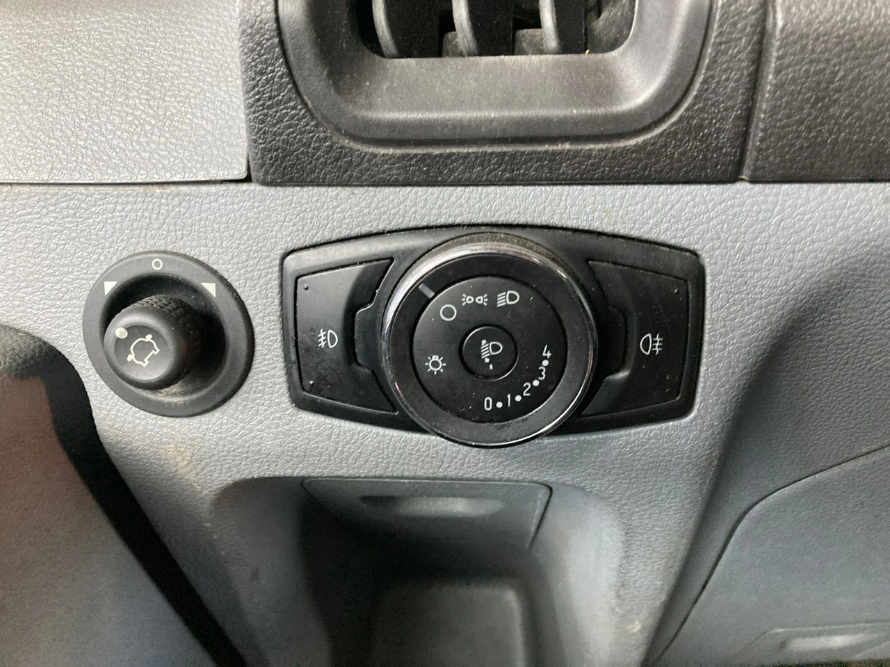 Ford Transit - Zdjęcie 9