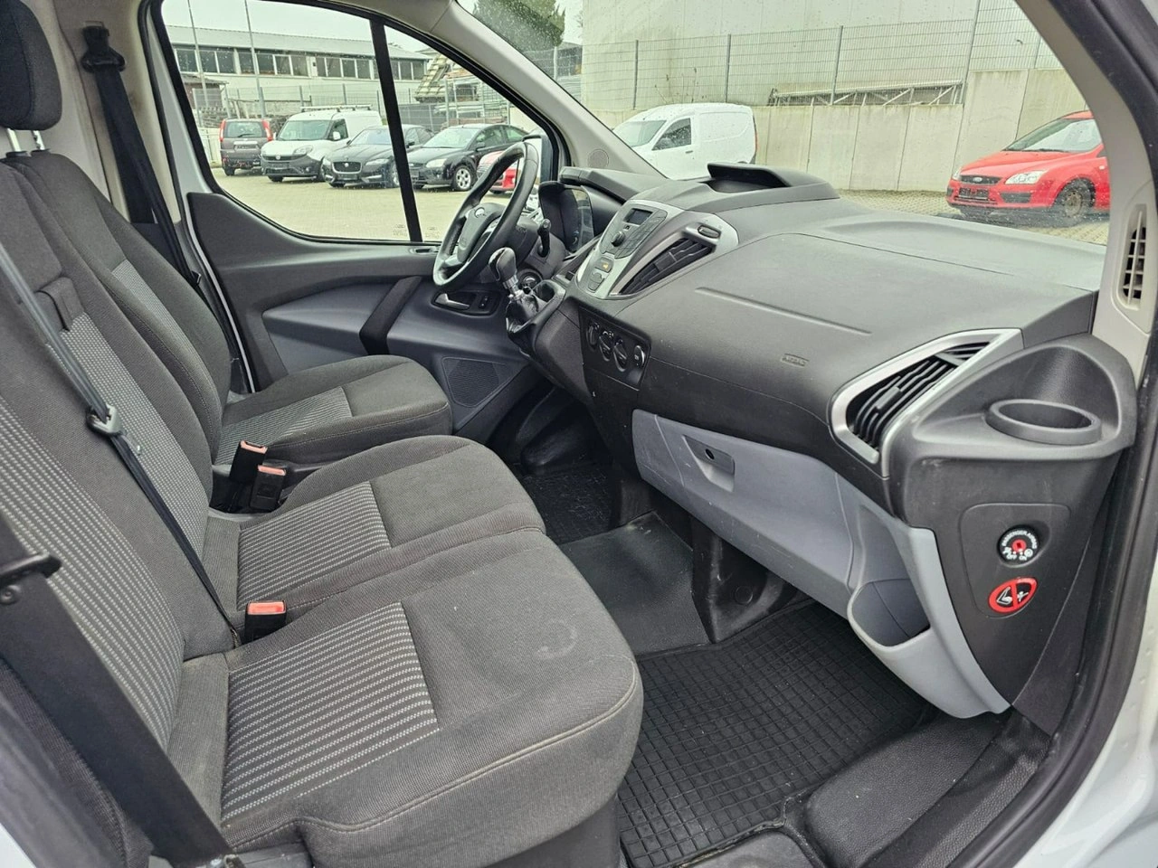 Ford Transit Custom - Zdjęcie 10