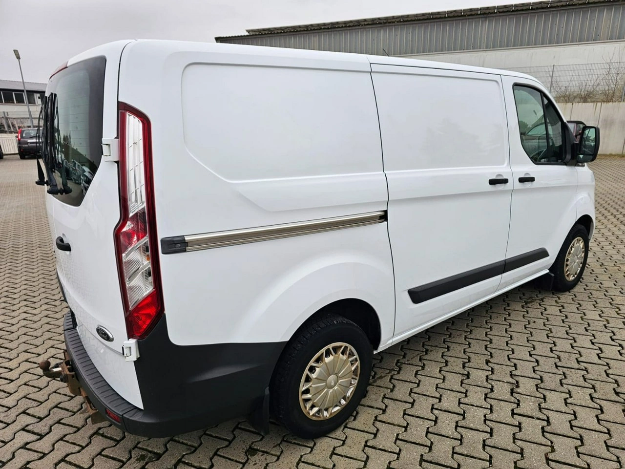 Ford Transit Custom - Zdjęcie 1