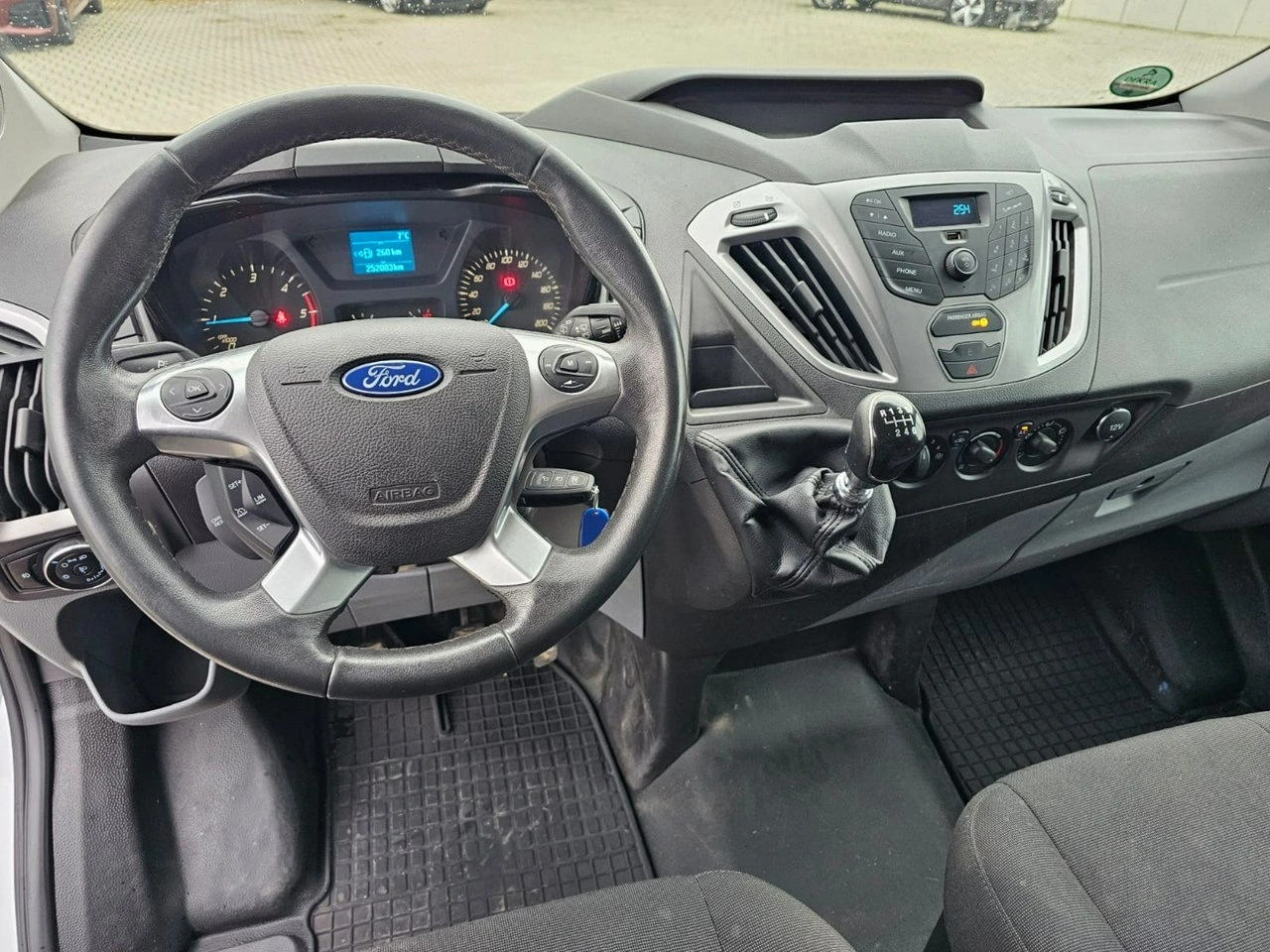 Ford Transit Custom - Zdjęcie 4