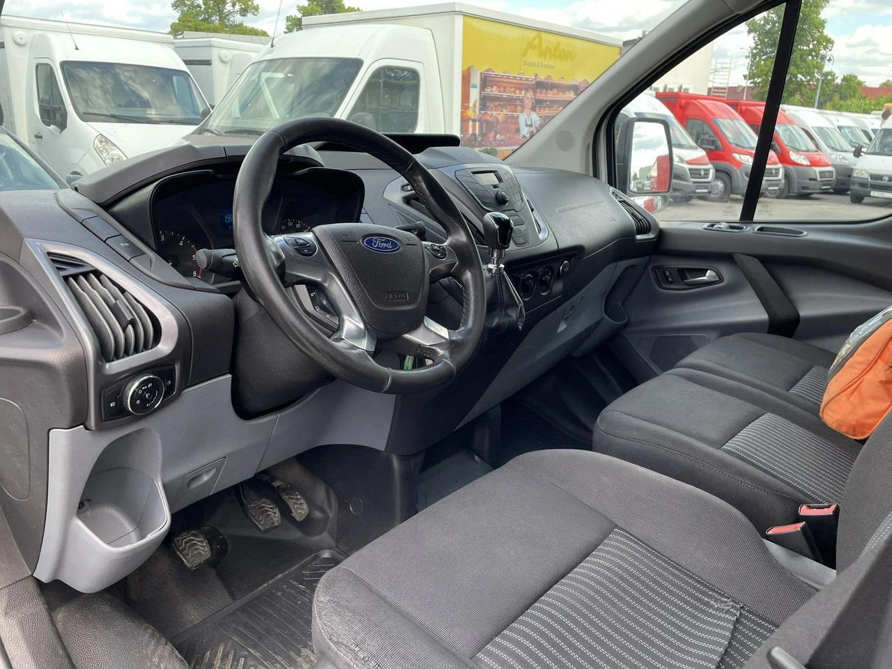 Ford Transit Custom - Zdjęcie 1