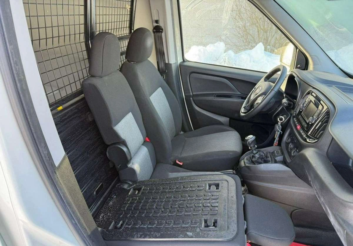 Fiat Doblo - Zdjęcie 12
