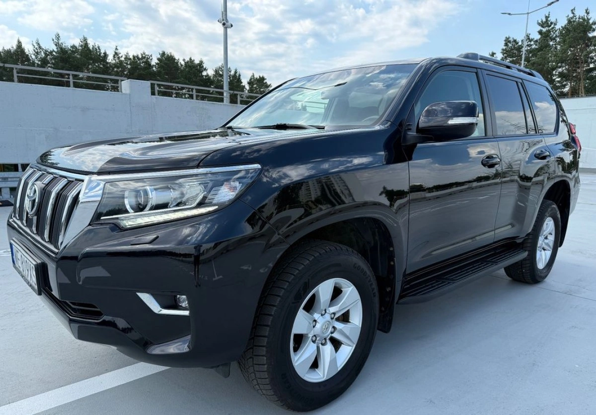 Toyota Land Cruiser - Zdjęcie 2