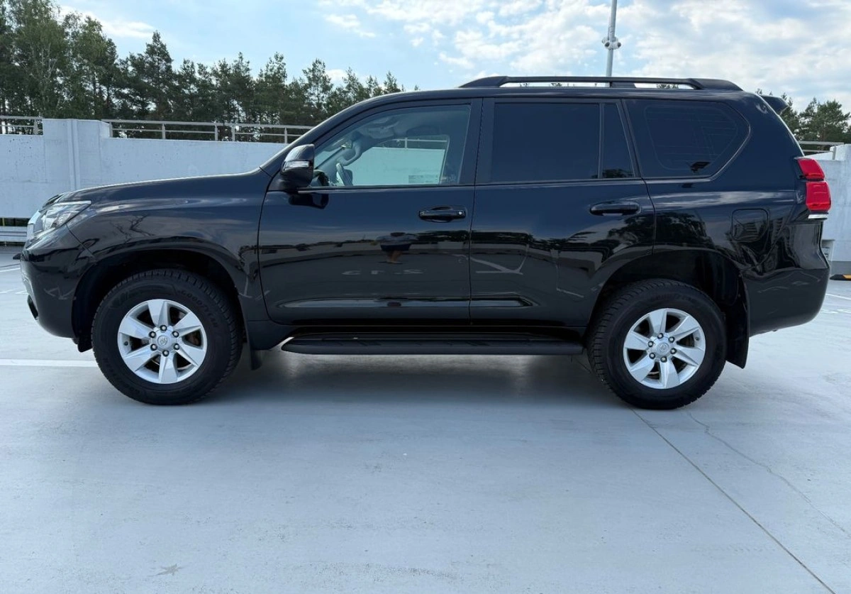 Toyota Land Cruiser - Zdjęcie 3