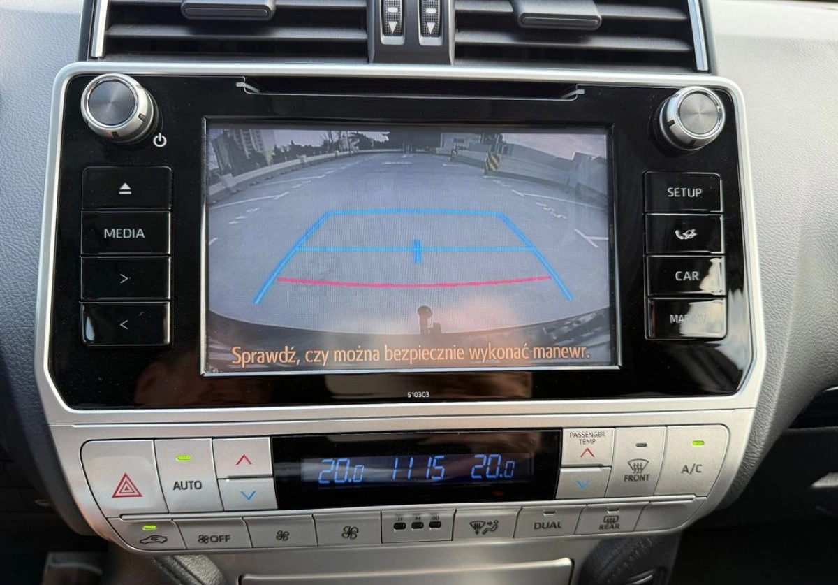 Toyota Land Cruiser - Zdjęcie 22