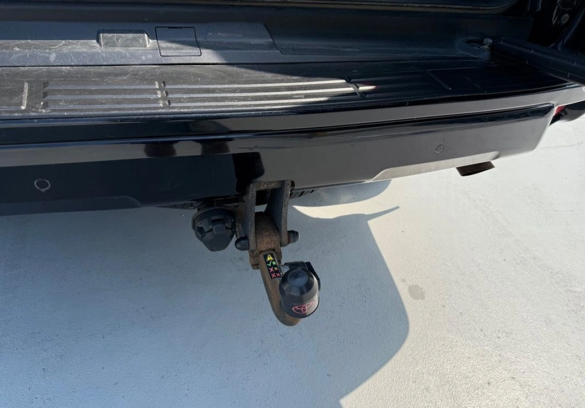 Toyota Land Cruiser - Zdjęcie 23