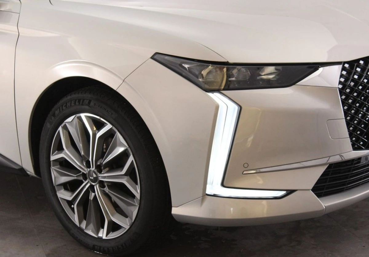 DS Automobiles DS 4 - Zdjęcie 8