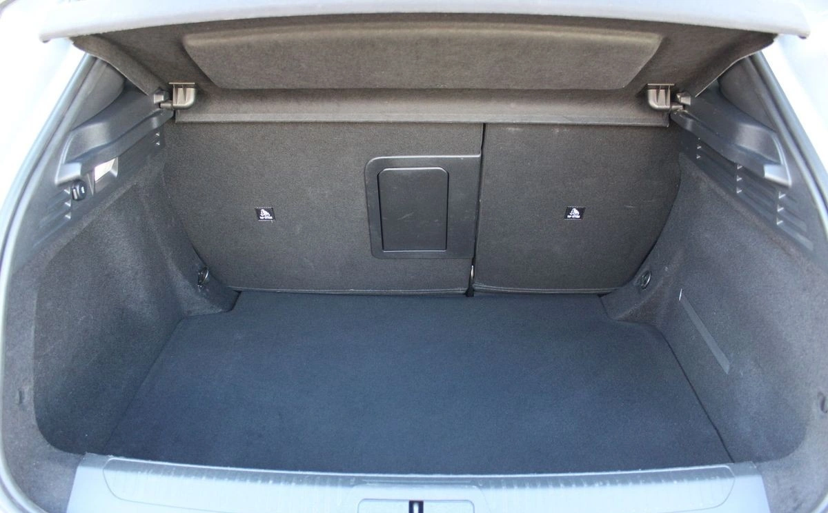 DS Automobiles DS 4 - Zdjęcie 16