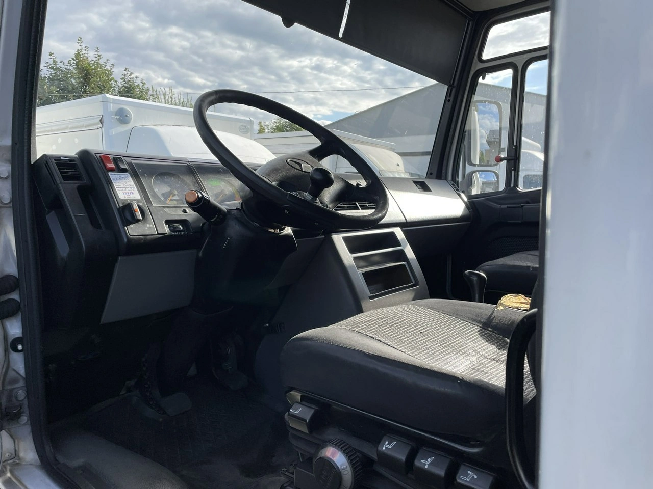 Mercedes inny - Zdjęcie 18