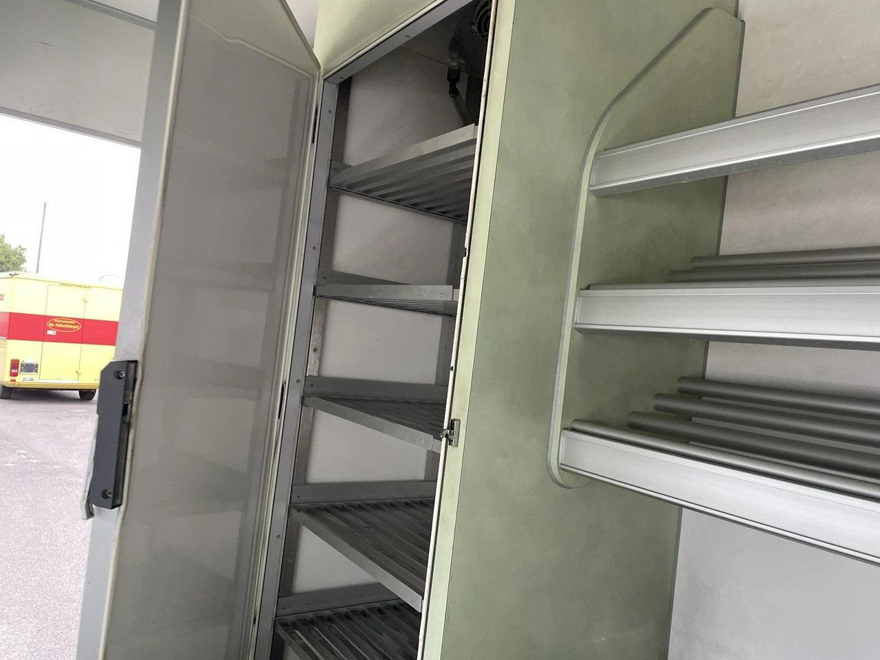 Mercedes inny - Zdjęcie 12