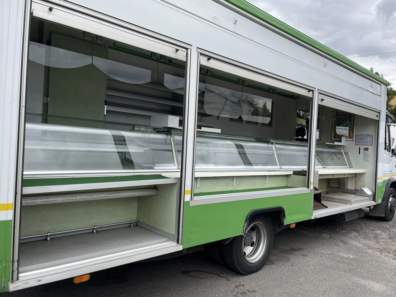 Mercedes inny - Zdjęcie 15