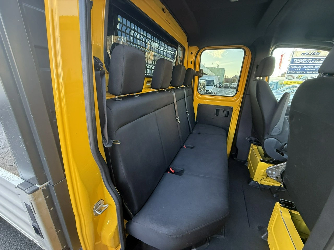 Mercedes Sprinter - Zdjęcie 12