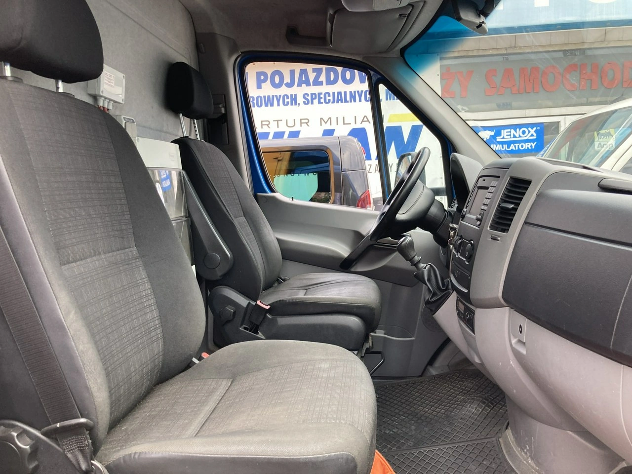 Mercedes Sprinter - Zdjęcie 30