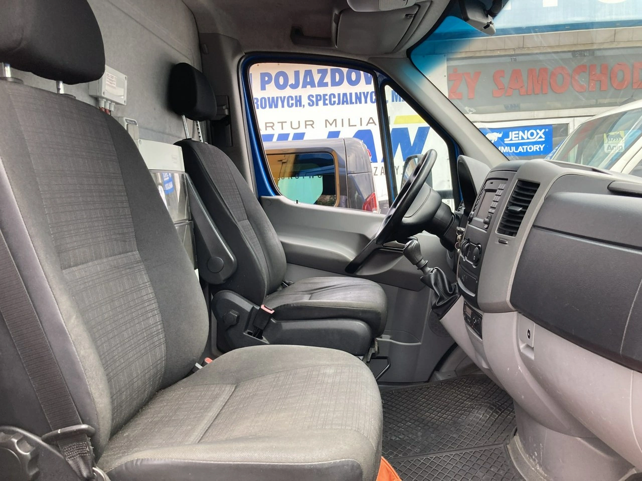 Mercedes Sprinter - Zdjęcie 30