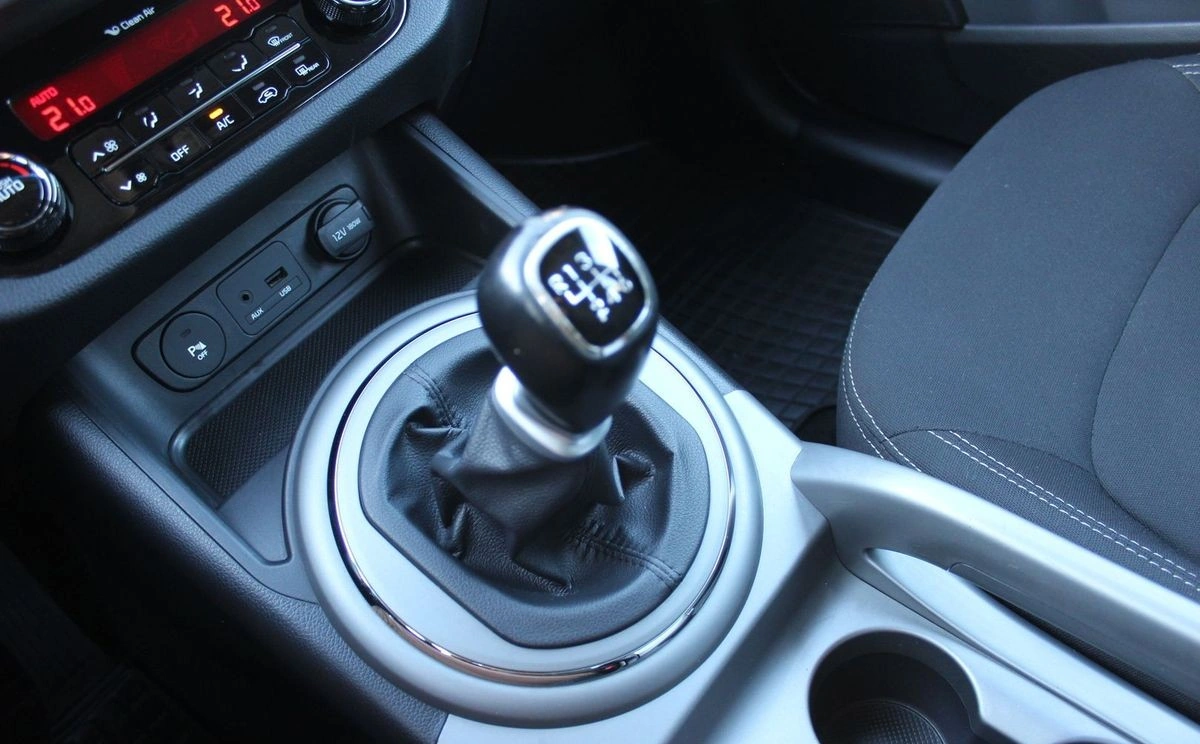 Kia Sportage - Zdjęcie 17