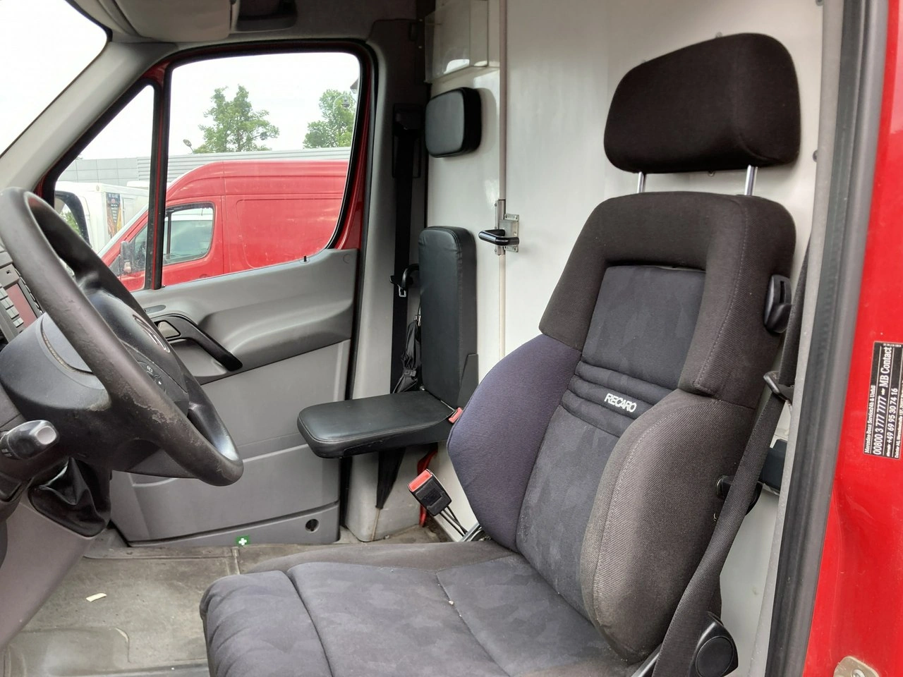 Mercedes Sprinter - Zdjęcie 13