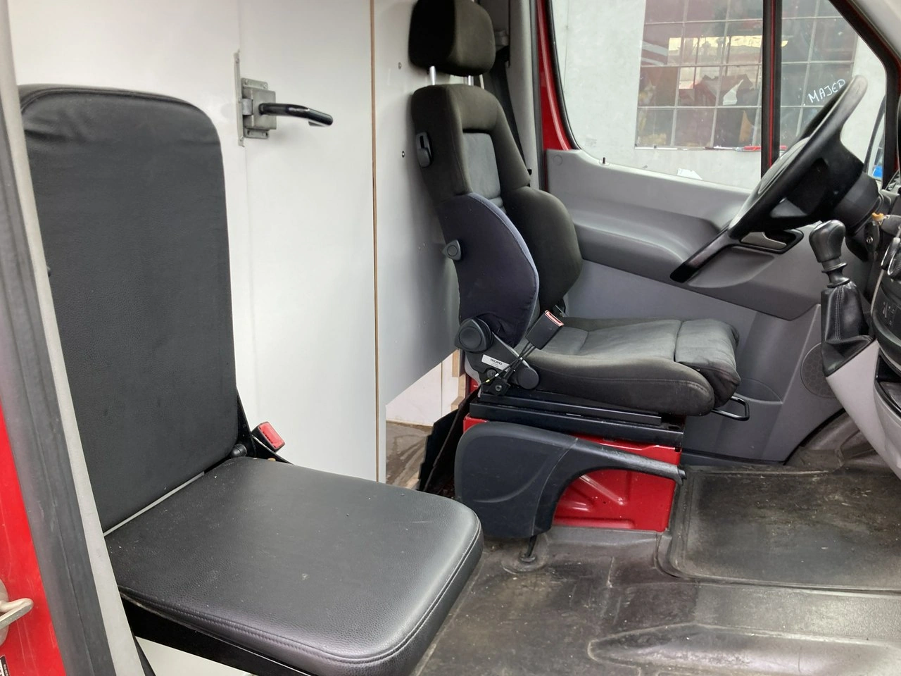 Mercedes Sprinter - Zdjęcie 14