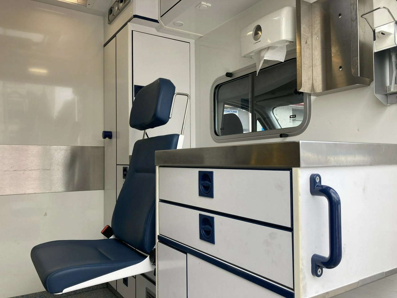 Mercedes Sprinter - Zdjęcie 26