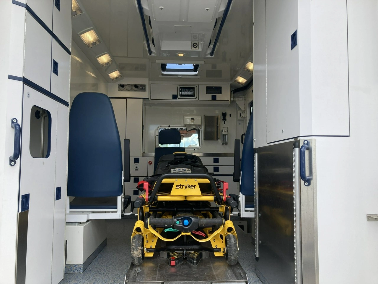 Mercedes Sprinter - Zdjęcie 11