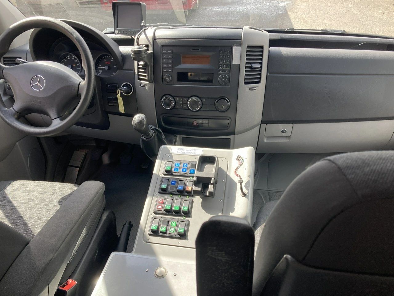 Mercedes Sprinter - Zdjęcie 12