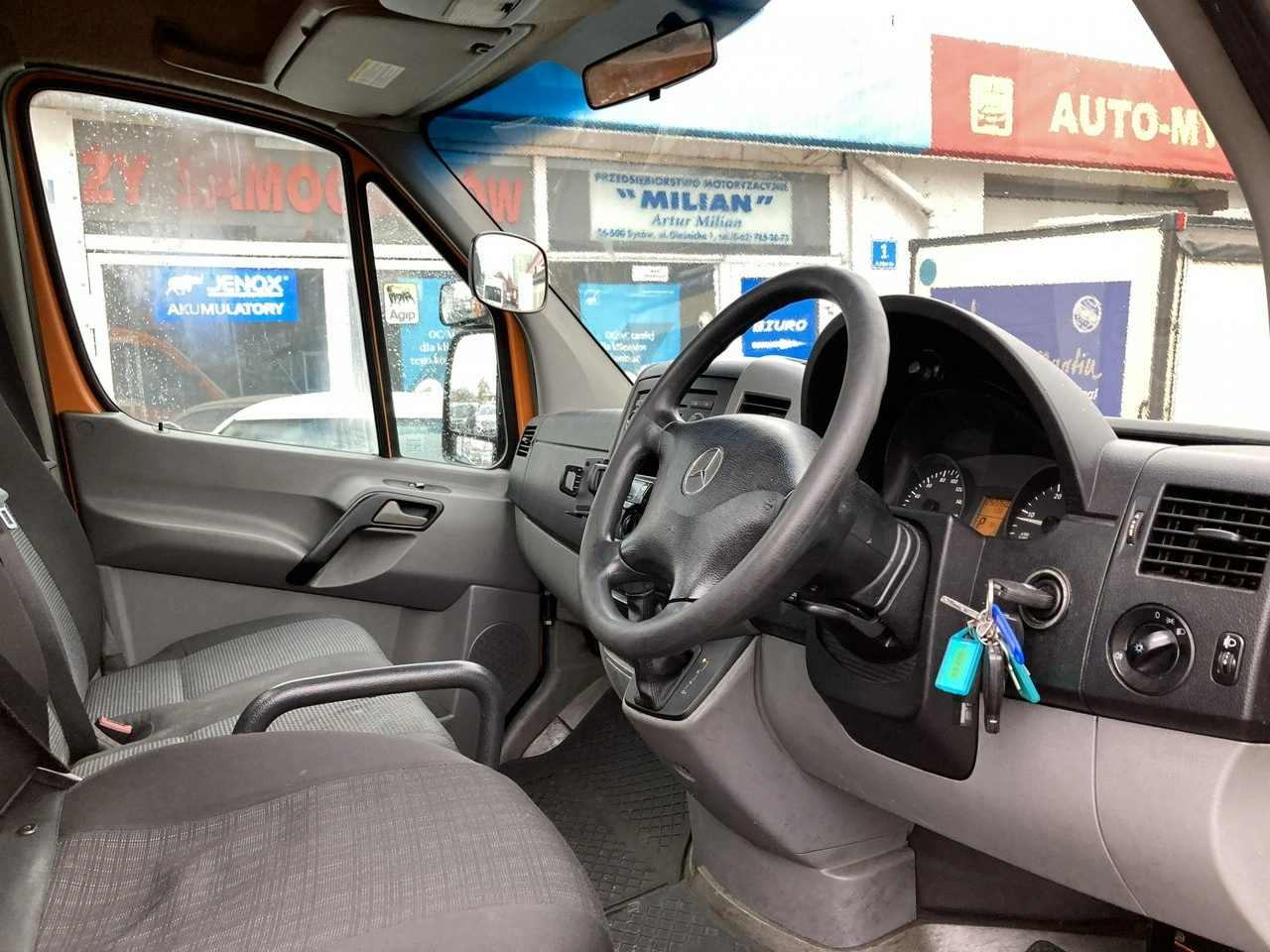 Mercedes Sprinter - Zdjęcie 14