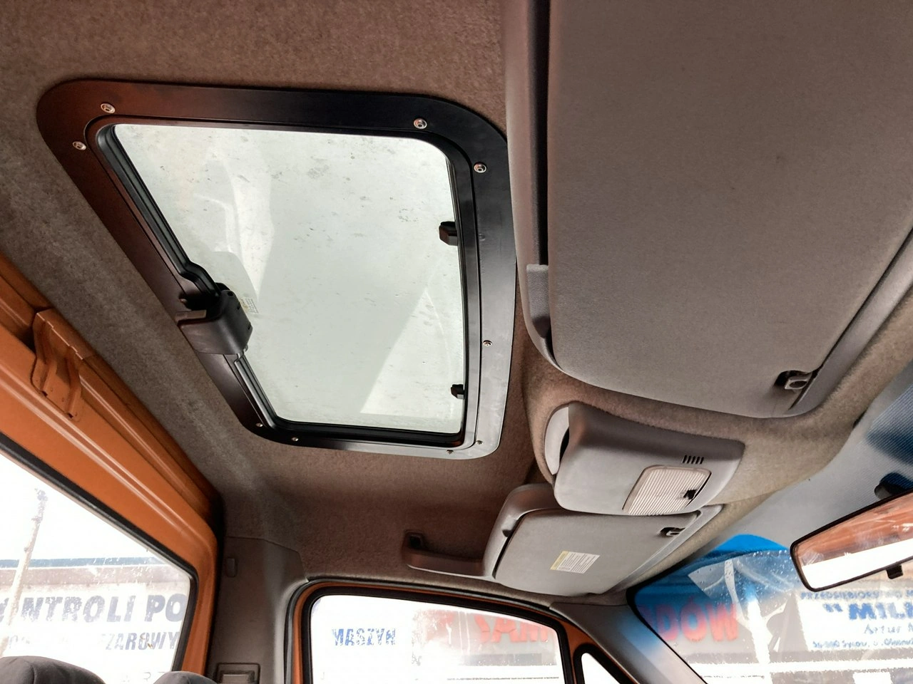 Mercedes Sprinter - Zdjęcie 16