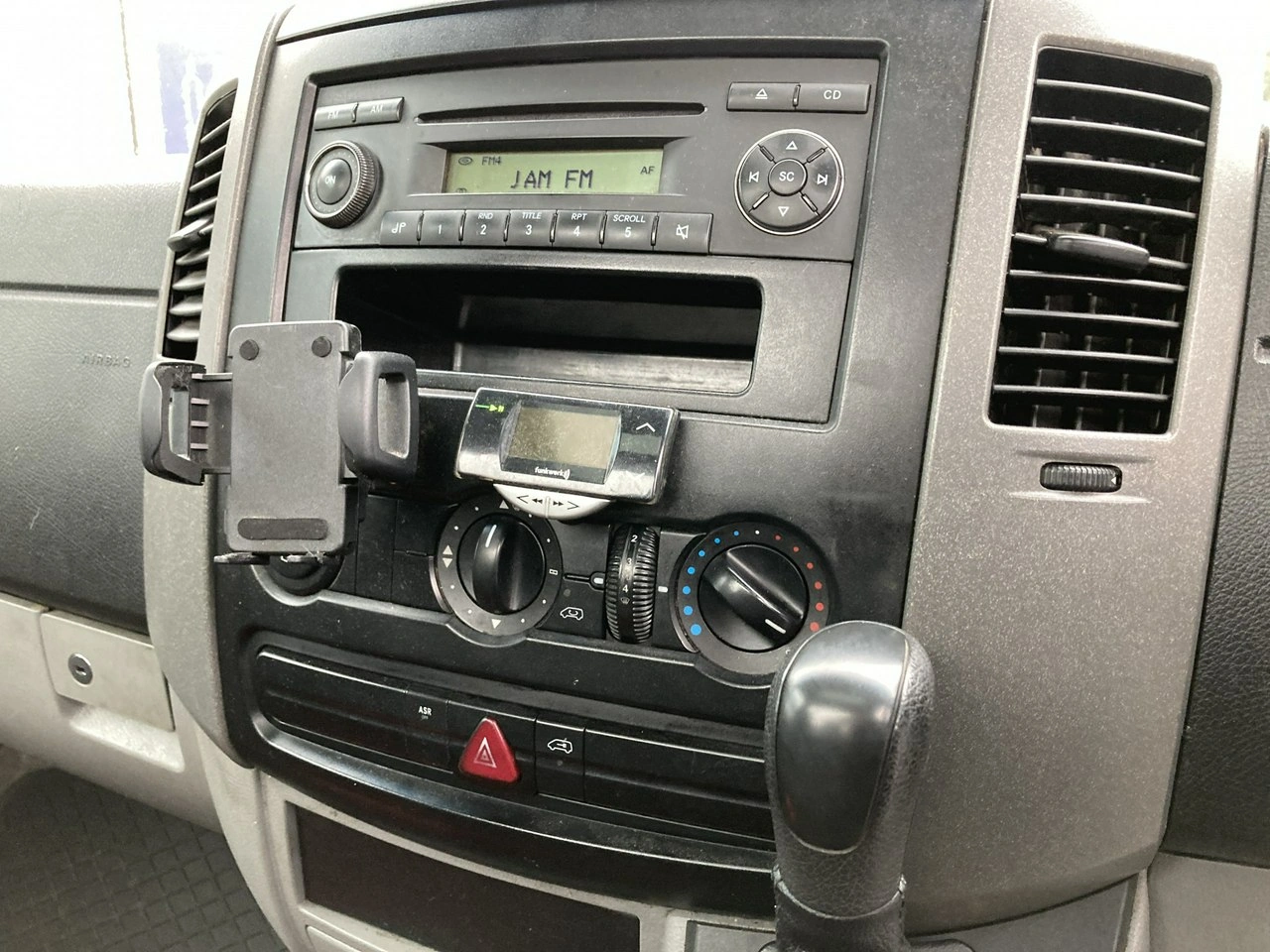 Mercedes Sprinter - Zdjęcie 19