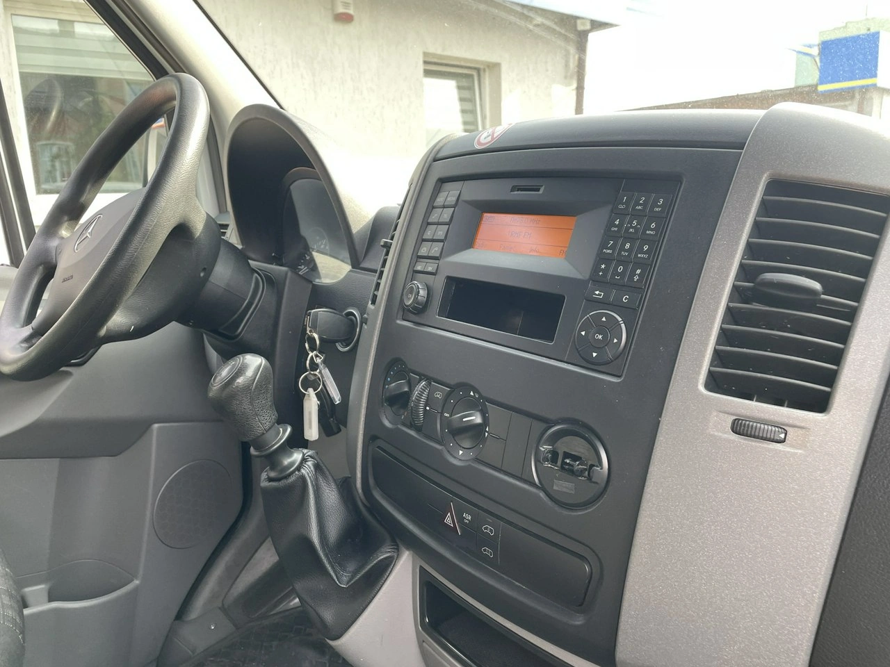 Mercedes Sprinter - Zdjęcie 6