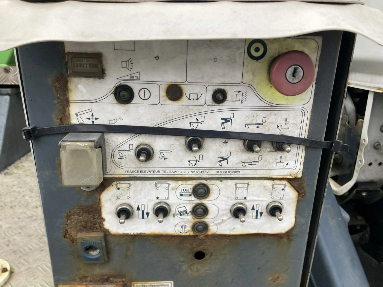 Nissan Cabstar - Zdjęcie 11