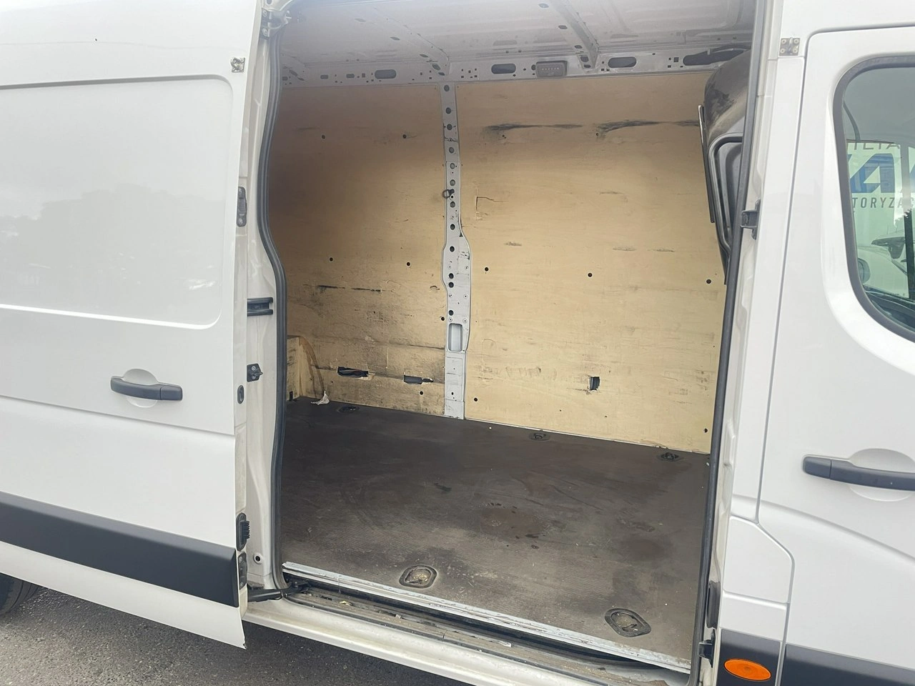 Opel Movano - Zdjęcie 23