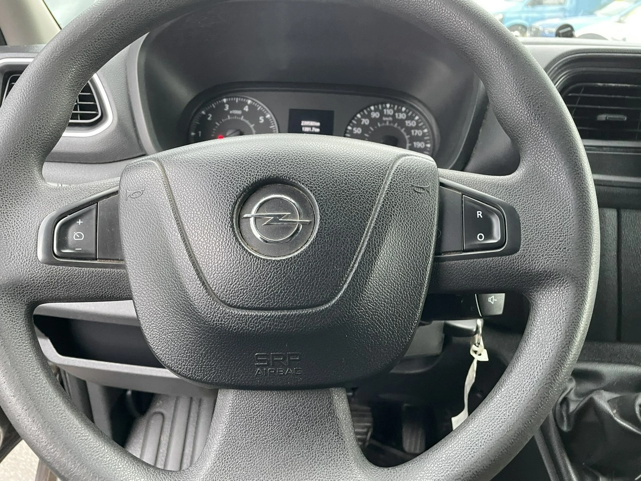 Opel Movano - Zdjęcie 11