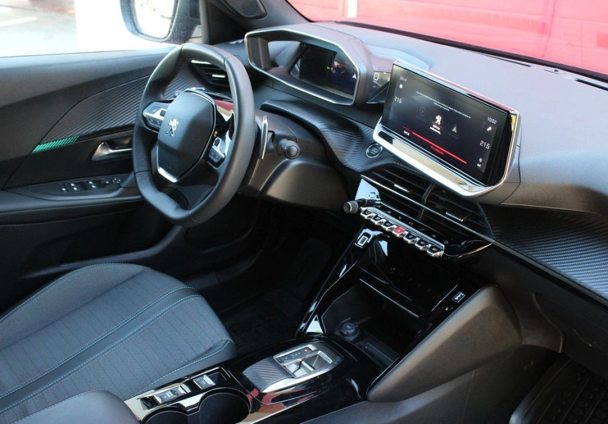 Peugeot 2008 - Zdjęcie 13