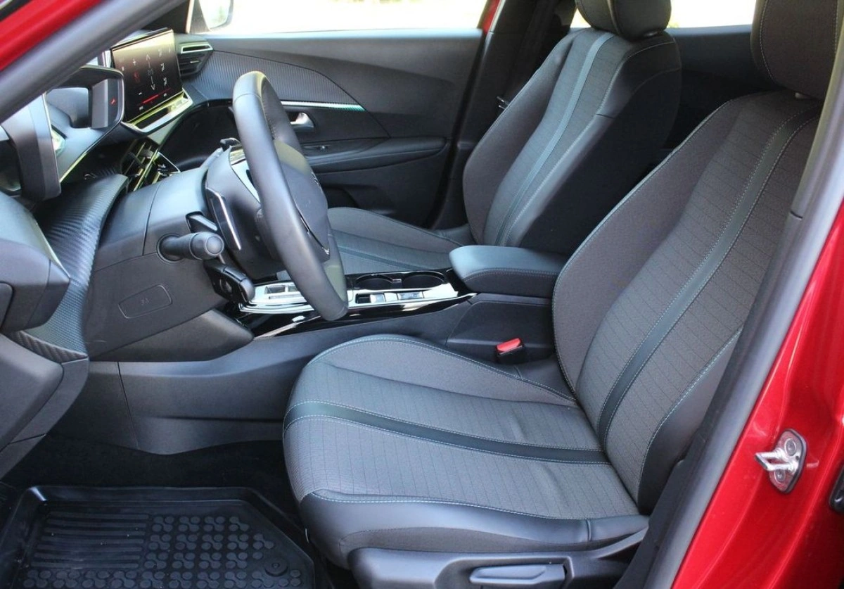 Peugeot 2008 - Zdjęcie 17