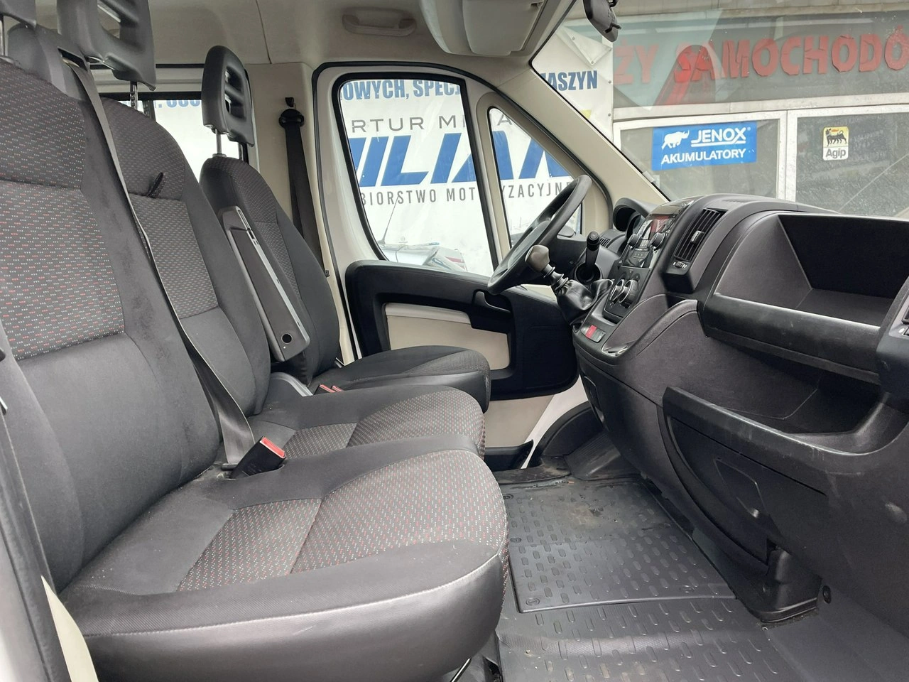 Peugeot Boxer - Zdjęcie 11
