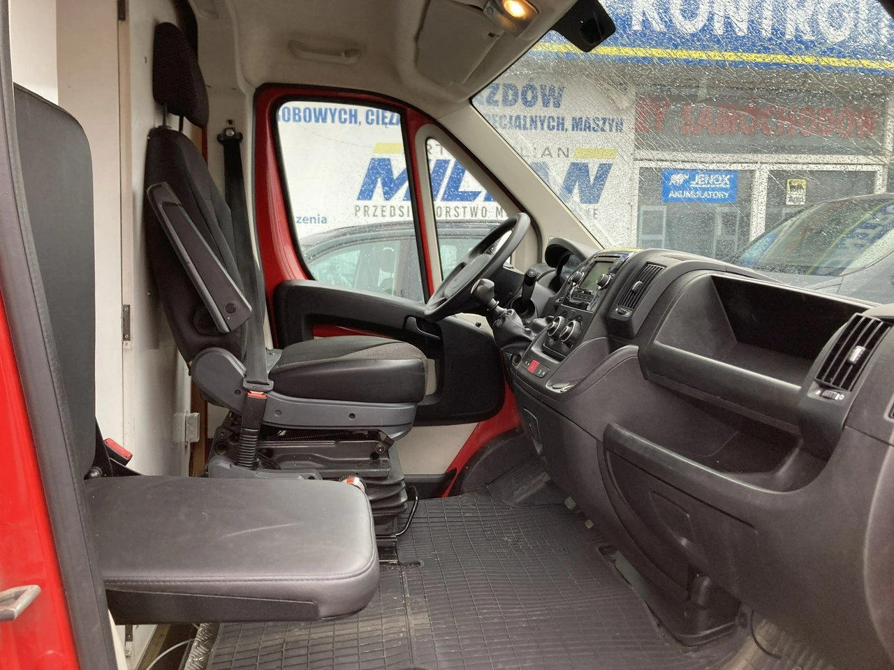 Peugeot Boxer - Zdjęcie 21