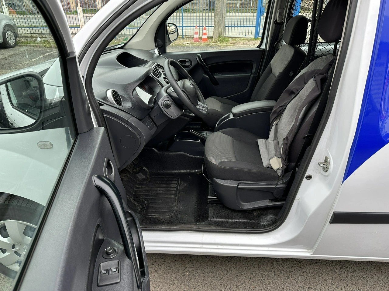 Renault Kangoo - Zdjęcie 19