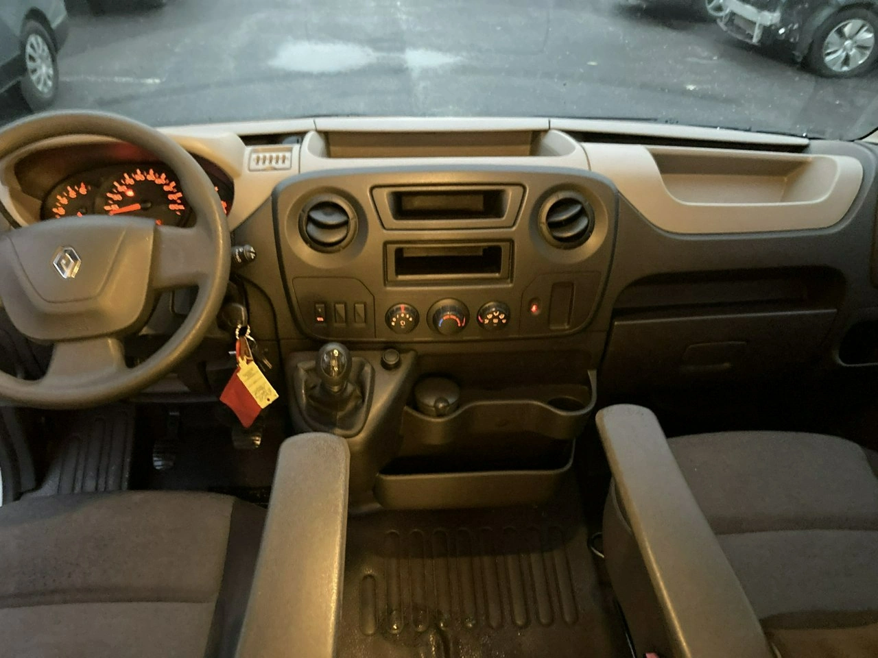 Renault Master - Zdjęcie 30