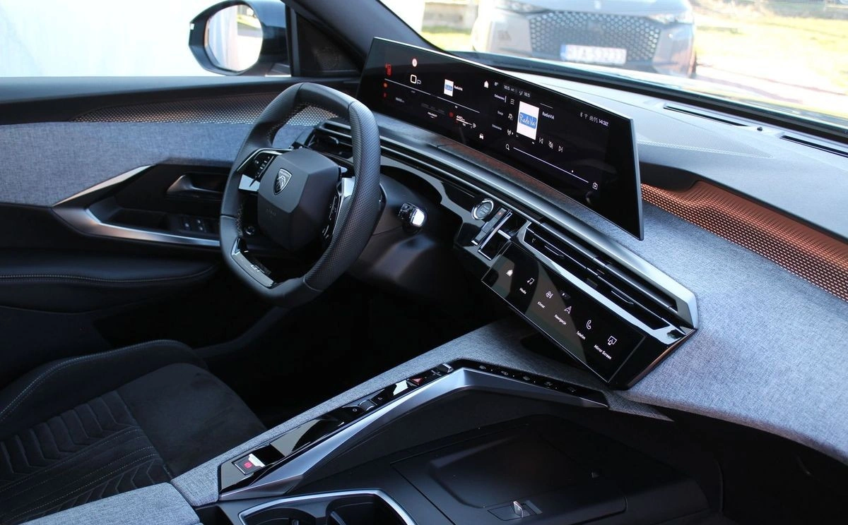 Peugeot 3008 - Zdjęcie 2