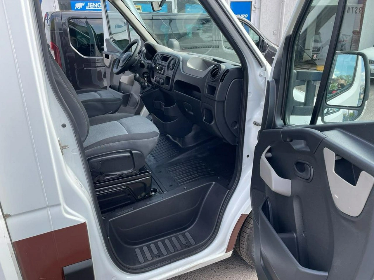 Renault Master - Zdjęcie 37