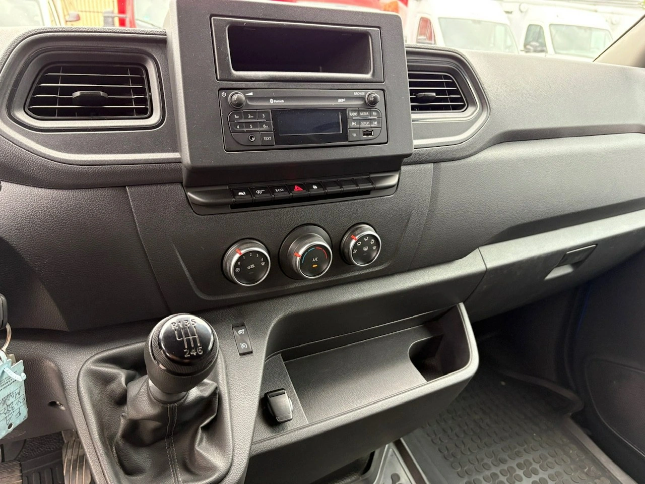 Renault Master - Zdjęcie 15