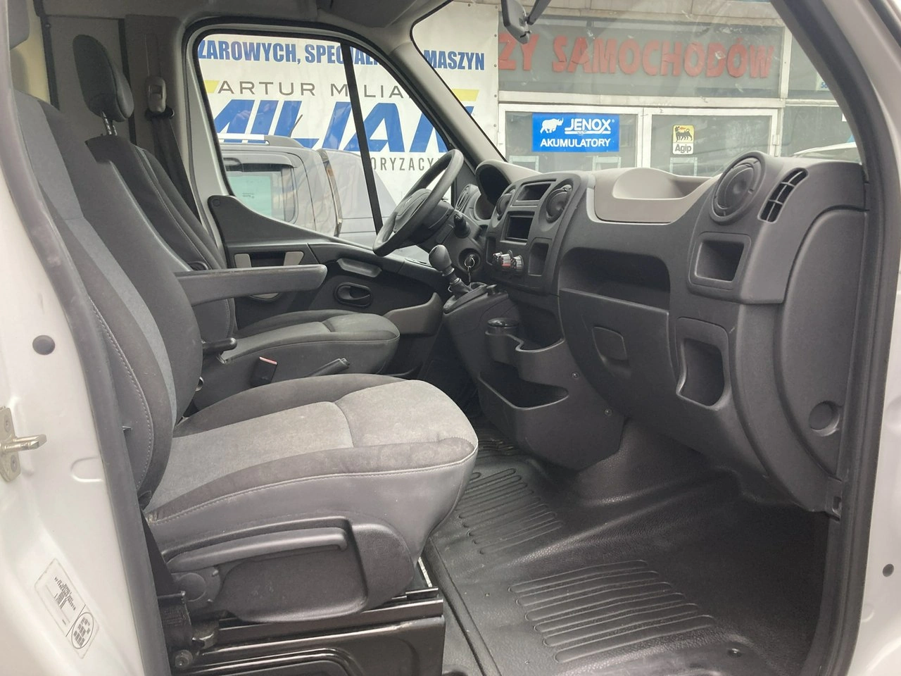 Renault Master - Zdjęcie 25