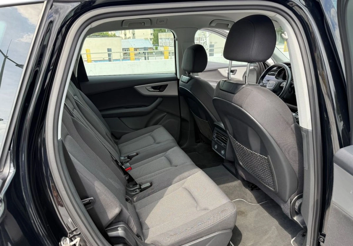 Audi Q7 - Zdjęcie 21