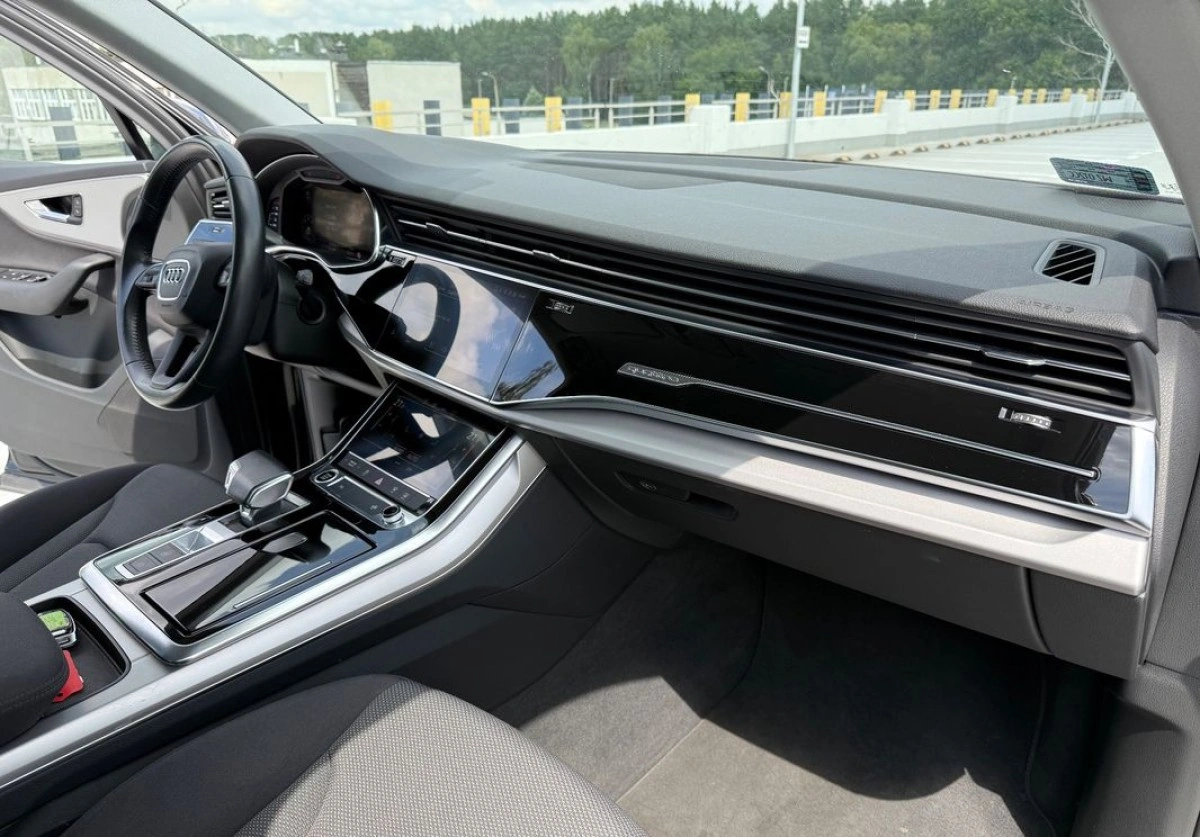 Audi Q7 - Zdjęcie 22